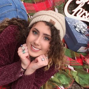 Meet your Posher, Samantha